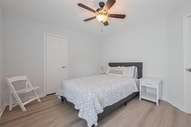 14 Sprite Woods Place, The Woodlands, TX 77382