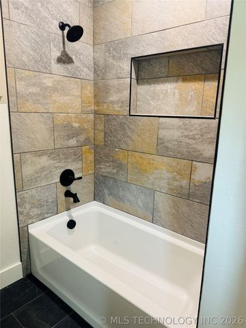 11130 Spanish Oak, Kingston, OK 73439