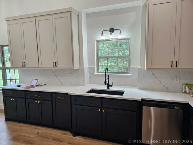 11130 Spanish Oak, Kingston, OK 73439