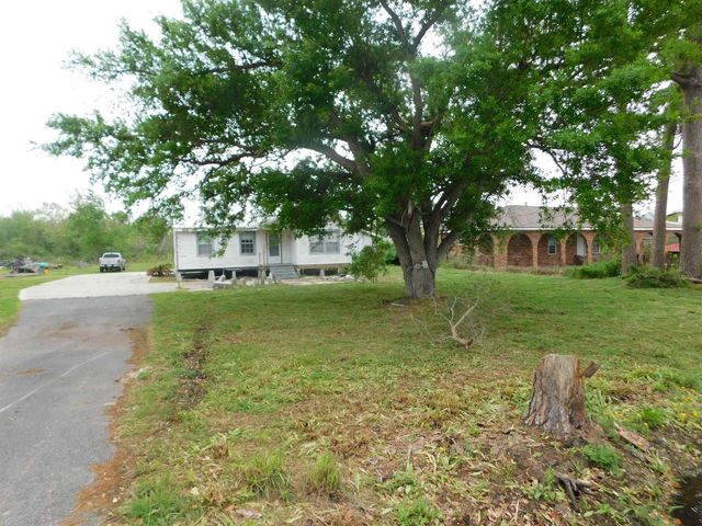 6967 Grand Caillou Road, Houma, LA 70363
