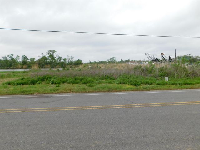 6967 Grand Caillou Road, Houma, LA 70363
