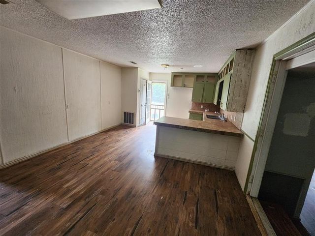 141 English Crossing, East Tawakoni, TX 75472