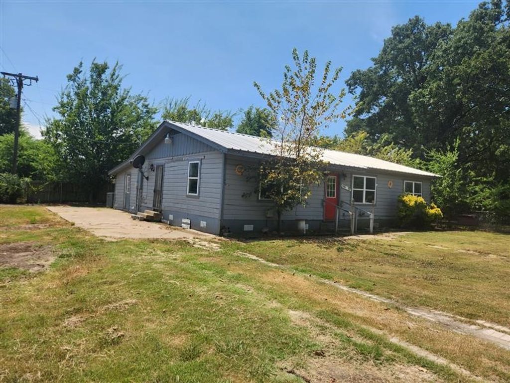 141 English Crossing, East Tawakoni, TX 75472