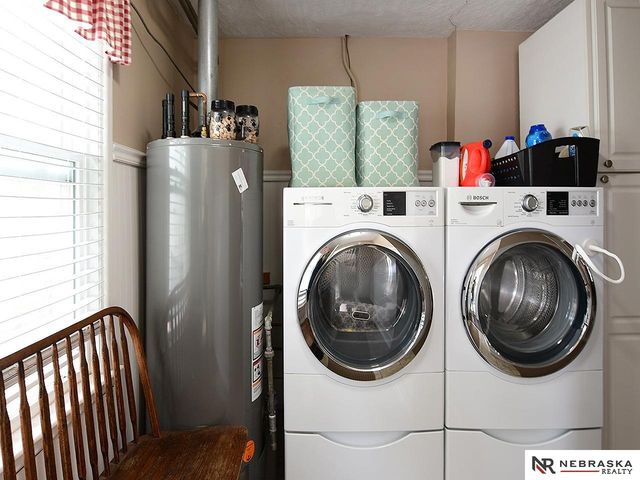 1104 North 85 Street, Omaha, NE 68114