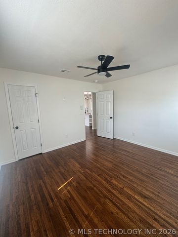 4657 E Independence Street, Tulsa, OK 74115