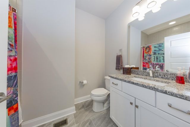 2709 Biloxi Ave, Nashville, TN 37204