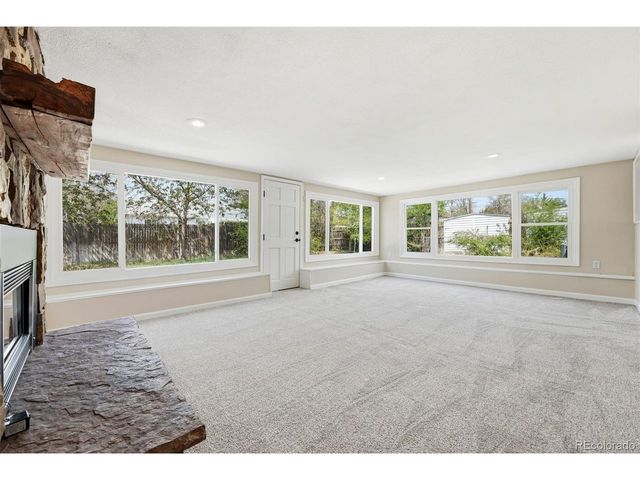 779 Scranton St, Aurora, CO 80011