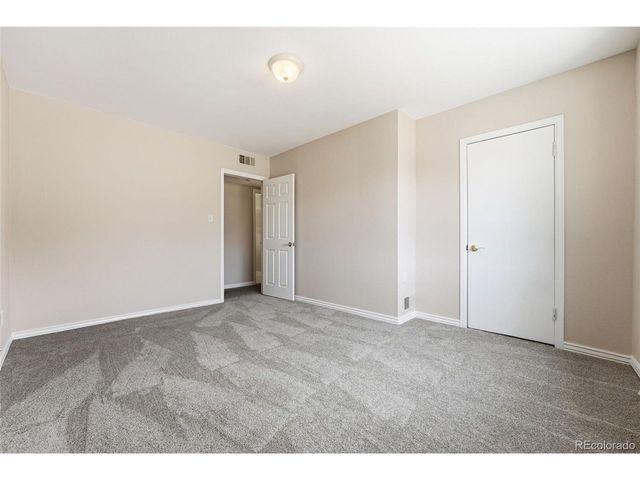 779 Scranton St, Aurora, CO 80011