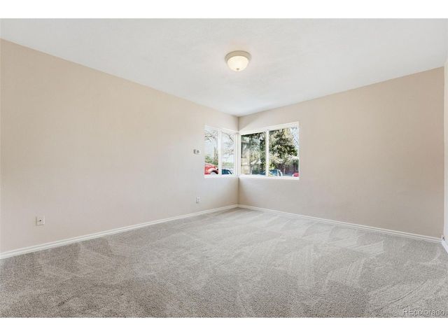 779 Scranton St, Aurora, CO 80011