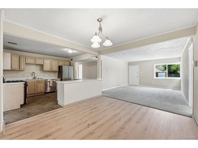 779 Scranton St, Aurora, CO 80011