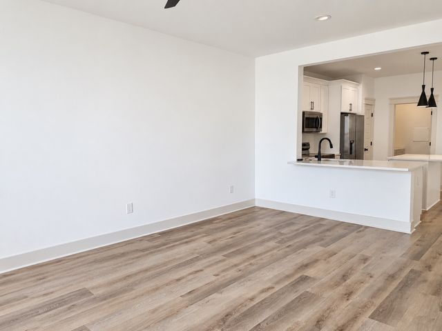 730 Old Hickory Blvd Apt 200, Nashville, TN 37209
