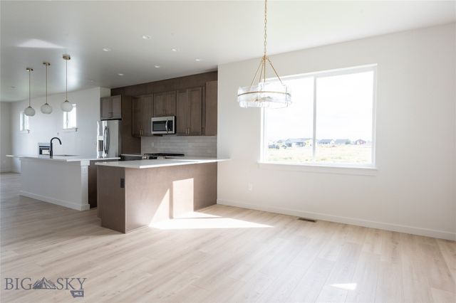 2210 Oriole Drive, Belgrade, MT 59714