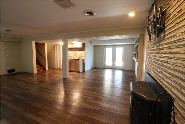 100 Nassau St, Uniontown, PA 15401