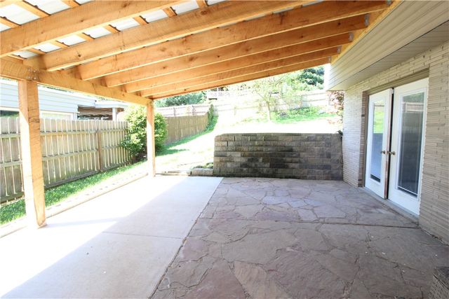 100 Nassau St, Uniontown, PA 15401