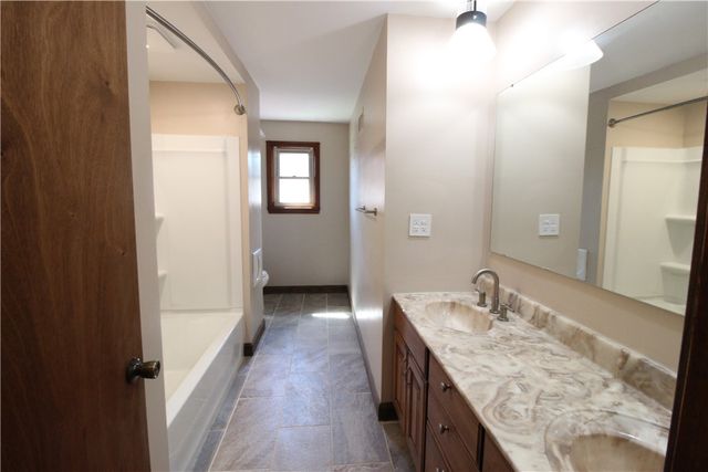 100 Nassau St, Uniontown, PA 15401