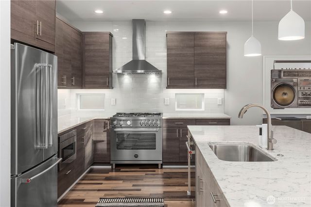 2627 SW 100th Street, Seattle, WA 98146