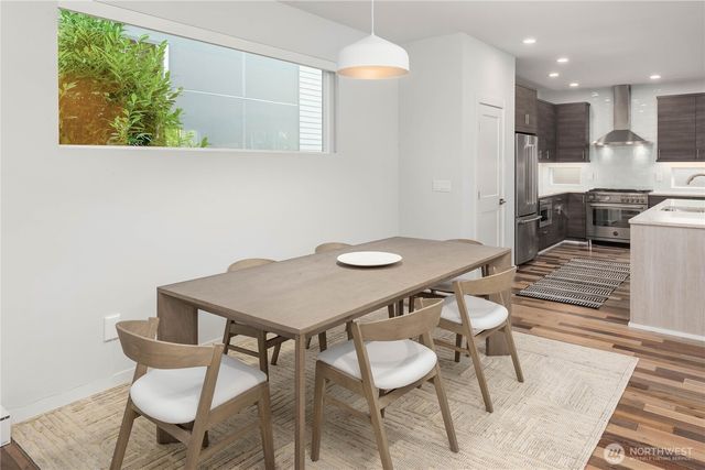 2627 SW 100th Street, Seattle, WA 98146