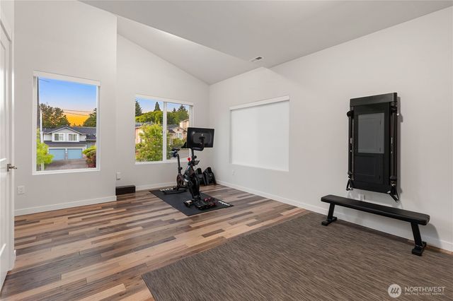 2627 SW 100th Street, Seattle, WA 98146