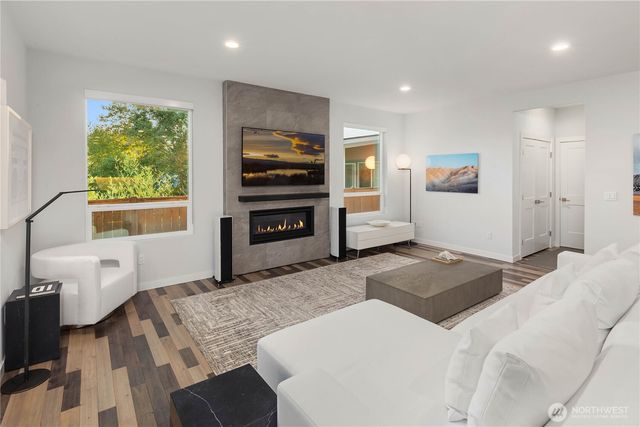 2627 SW 100th Street, Seattle, WA 98146