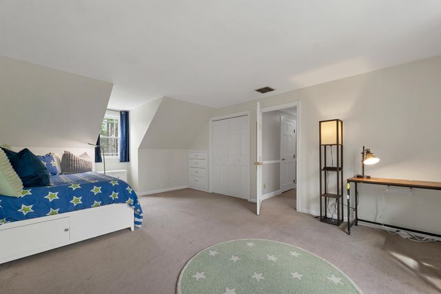 29 Orchard Drive, Hollis, NH 03049