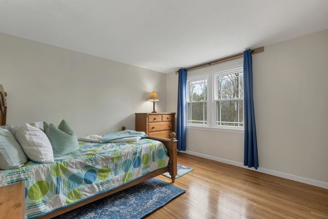 29 Orchard Drive, Hollis, NH 03049