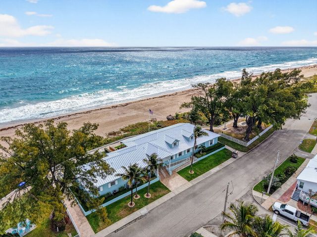 5 Cedar Drive Cd-5, Briny Breezes, FL 33435