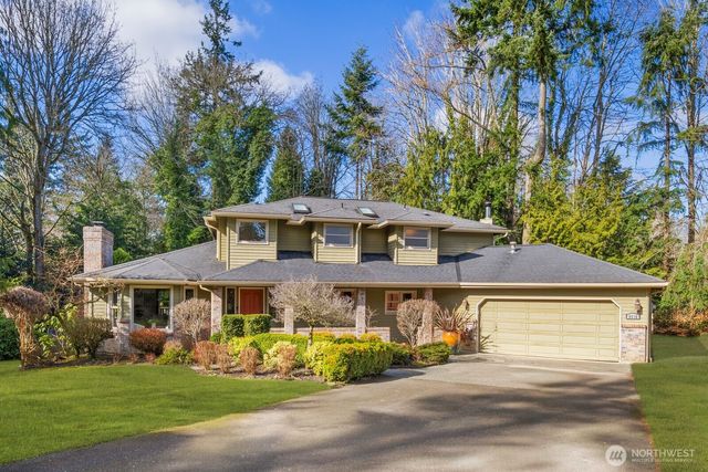 8515 192nd Street SW, Edmonds, WA 98026