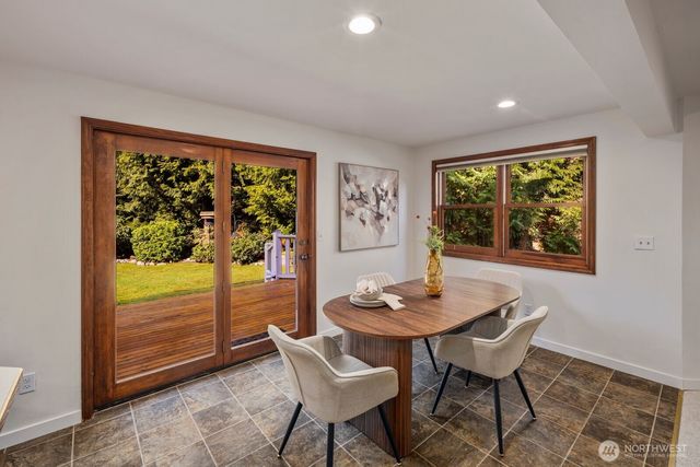 8515 192nd Street SW, Edmonds, WA 98026