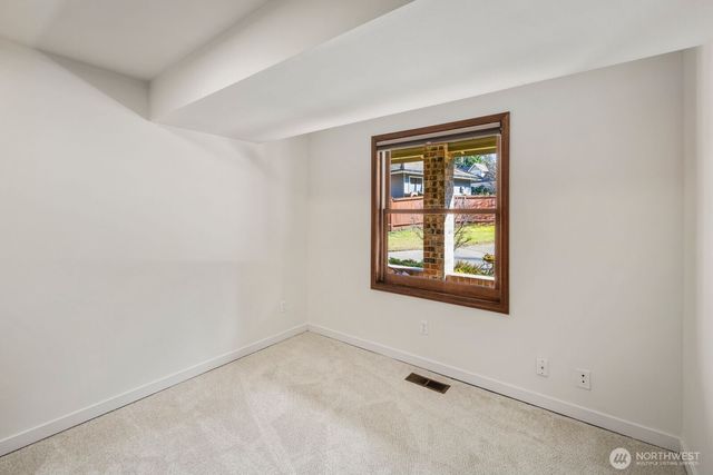 8515 192nd Street SW, Edmonds, WA 98026