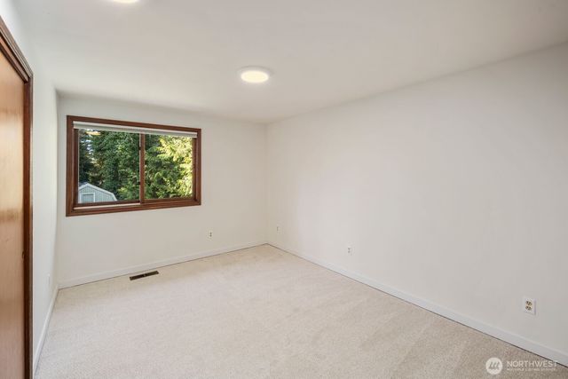 8515 192nd Street SW, Edmonds, WA 98026