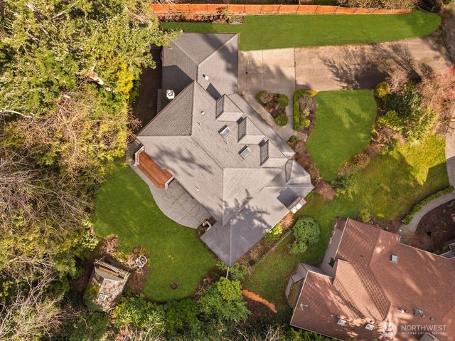 8515 192nd Street SW, Edmonds, WA 98026