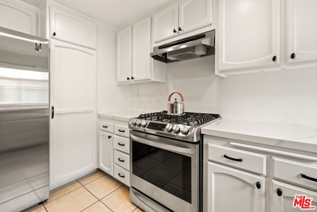 22525 Sherman Way 203, West Hills (los Angeles), CA 91307
