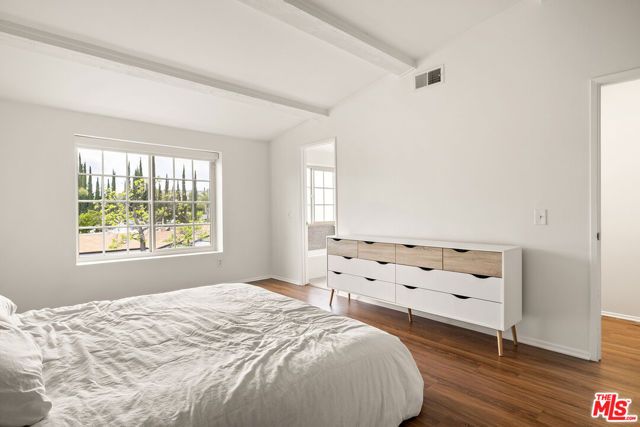 22525 Sherman Way 203, West Hills (los Angeles), CA 91307