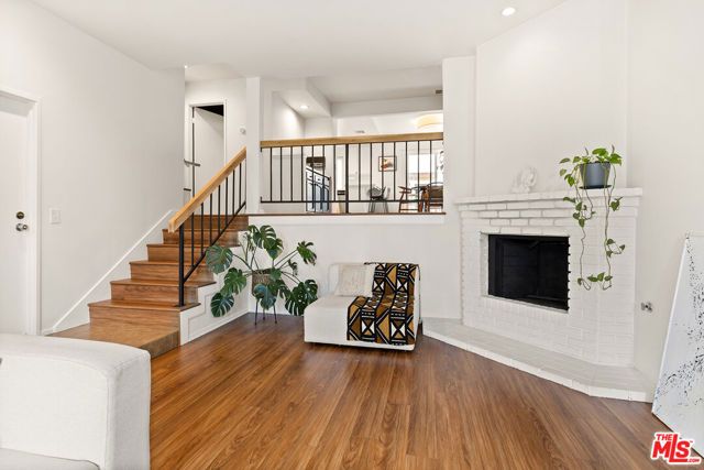22525 Sherman Way 203, West Hills (los Angeles), CA 91307