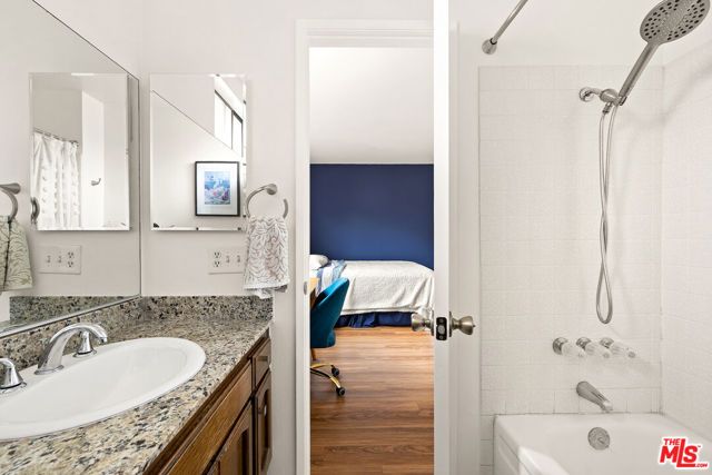 22525 Sherman Way 203, West Hills (los Angeles), CA 91307