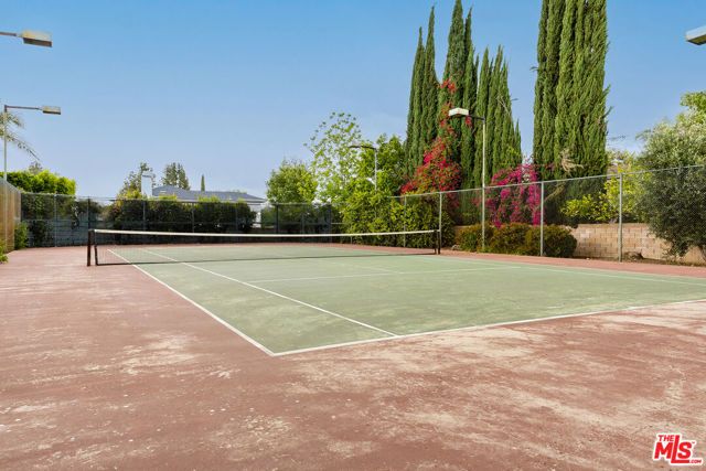 22525 Sherman Way 203, West Hills (los Angeles), CA 91307