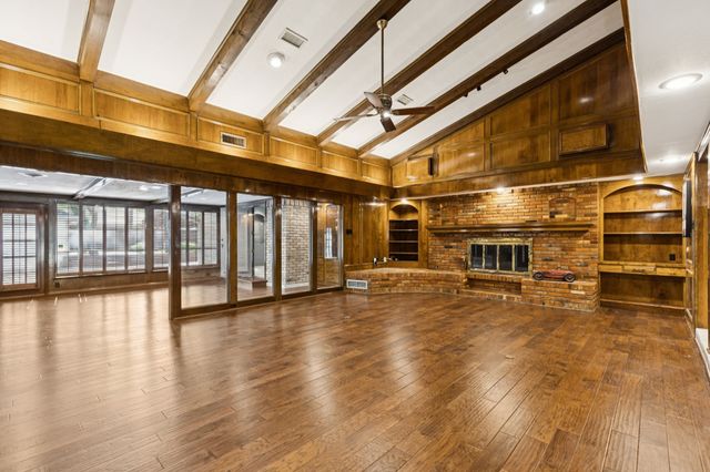 1605 Canyon Oaks Drive, Irving, TX 75061