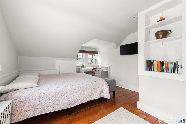 138 Putnam Park Road, Bethel, CT 06801