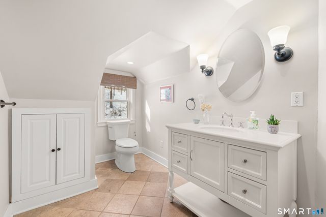 138 Putnam Park Road, Bethel, CT 06801