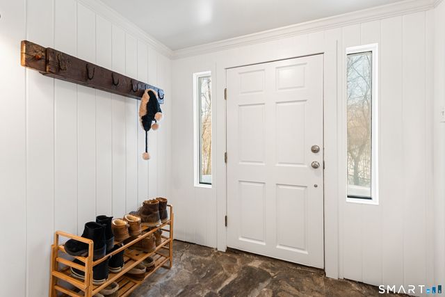 138 Putnam Park Road, Bethel, CT 06801