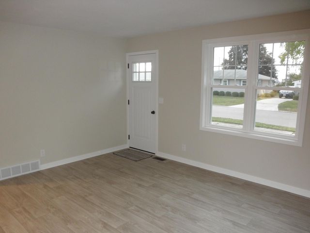 1215 Oak Street, Osage, IA 50461