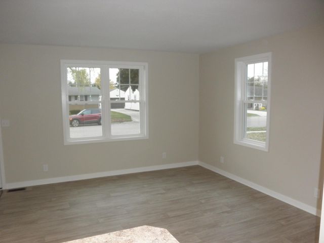 1215 Oak Street, Osage, IA 50461