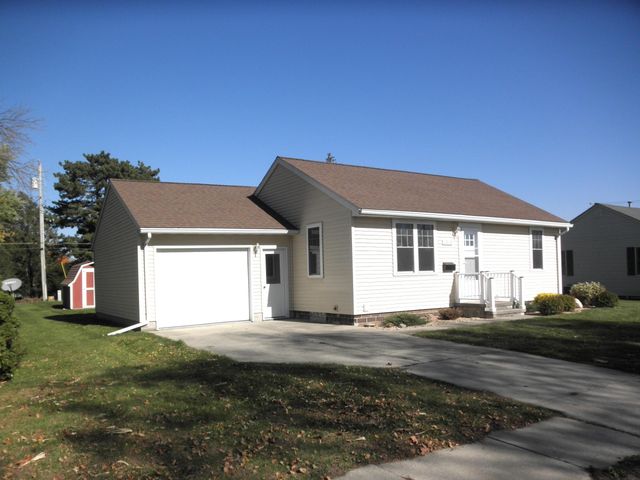 1215 Oak Street, Osage, IA 50461