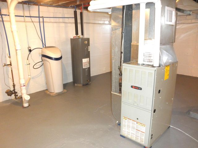 1215 Oak Street, Osage, IA 50461