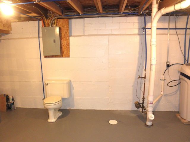 1215 Oak Street, Osage, IA 50461