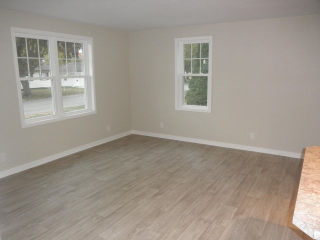 1215 Oak Street, Osage, IA 50461