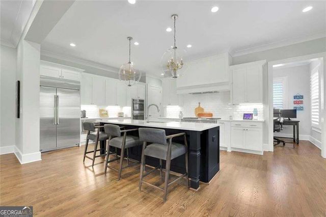 150 Forrest Alley, Roswell, GA 30075