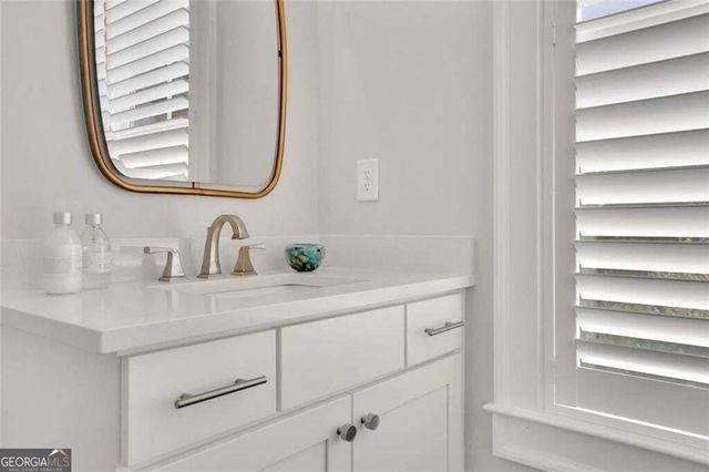 150 Forrest Alley, Roswell, GA 30075