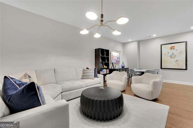 150 Forrest Alley, Roswell, GA 30075