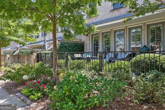 150 Forrest Alley, Roswell, GA 30075